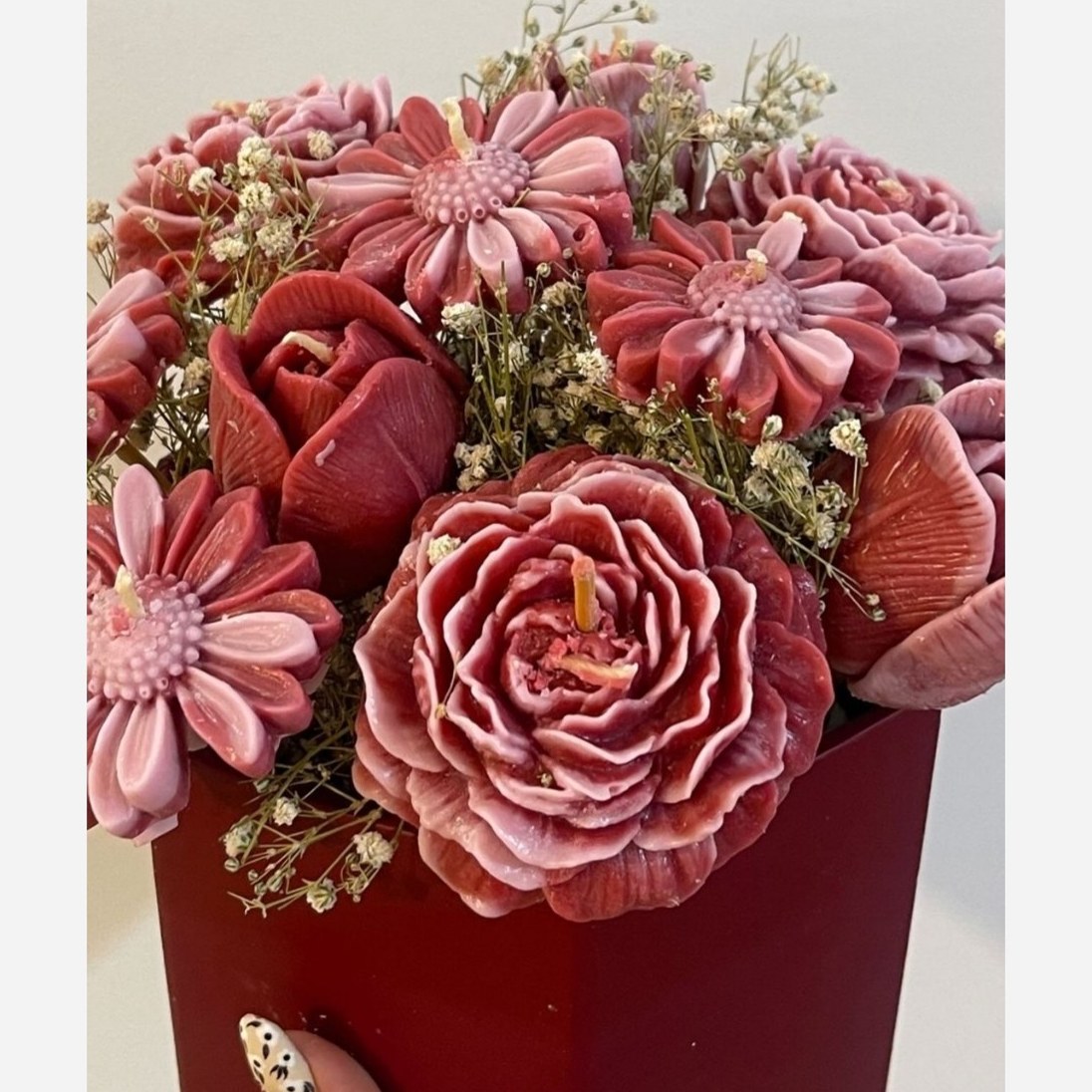 باکس گل زرشکی